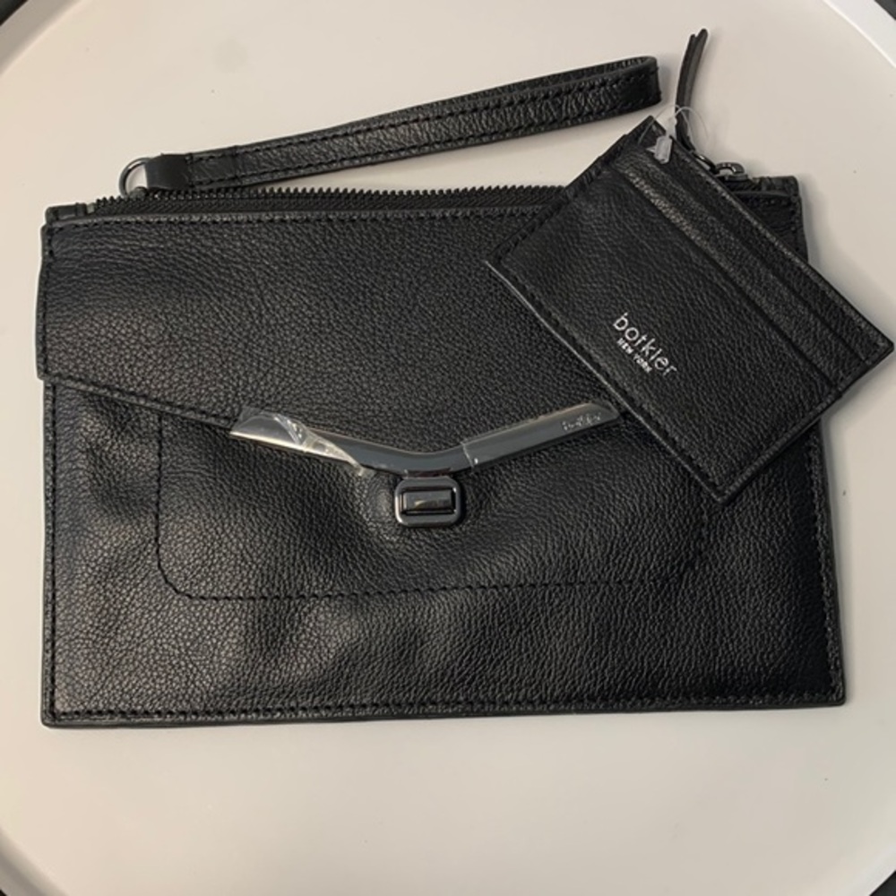 🖤Botkier Leather Envelope Style Wristlet🖤